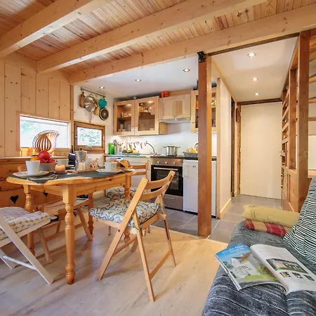 Appartement Grand Roc C121 From Slopes 280m, Parking & Wifi - Happy Chamonix