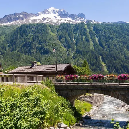 Grand Roc - Campanules 121 - Happy Chamonix